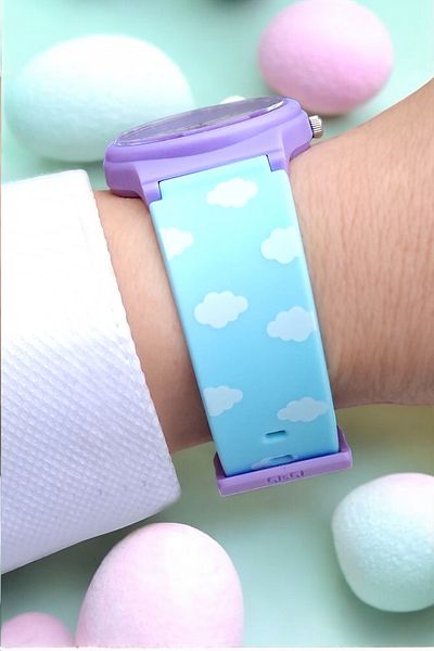 Q&Q 10 Atm Waterproof Purple/Blue Girl's Wristwatch with Silicone Strap