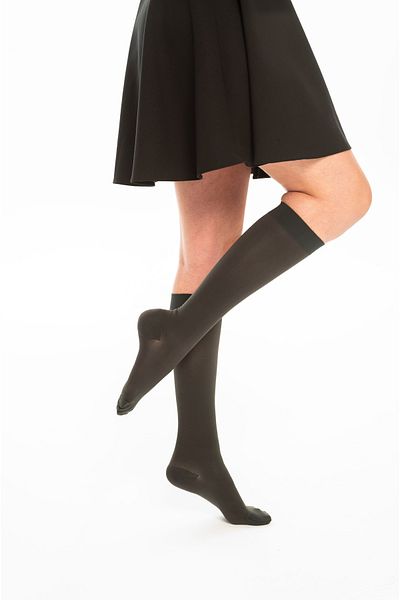 Varicease 3211 Premium Medium Pressure Below Knee Closed Toe Socks