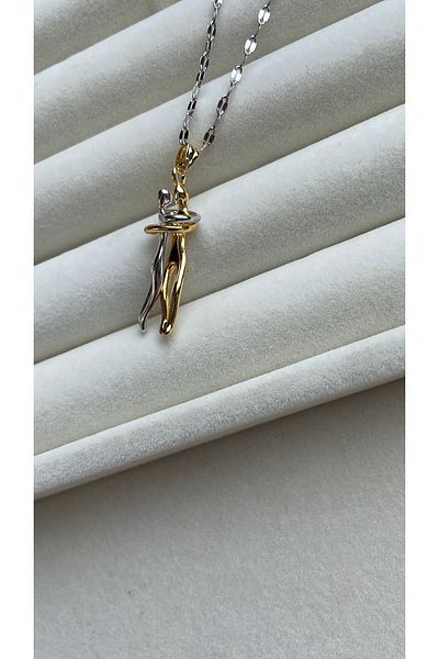 Gizem Eren Couple Necklace with Steel Hugs