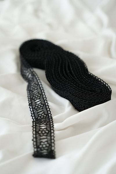 İstoria Bridal 1 Meter Black Knitted Ribbon Lace, Luxury Lace, Guipure (4 cm)