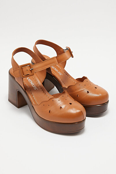 Venüs Kadın Apartman Topuk Deri Sandalet Taba 2217001Y