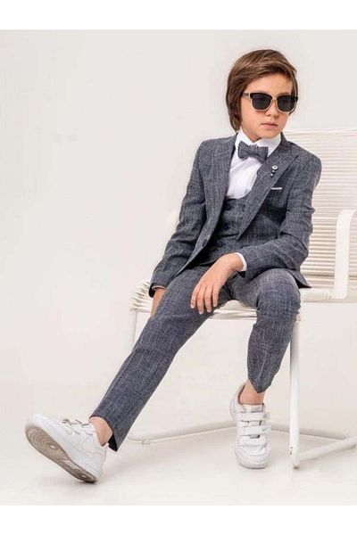 Zekids Boy's Badge Pocket Handkerchief Detailed Suit (10-14 Years Old)