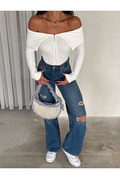 sportiness Minimal and Stunning Shoulder Detail Blouse