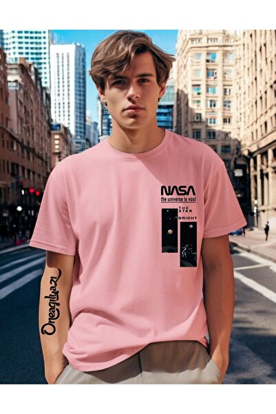 oneagılyazı Мъжка тениска с овърсайз принт на НАСА