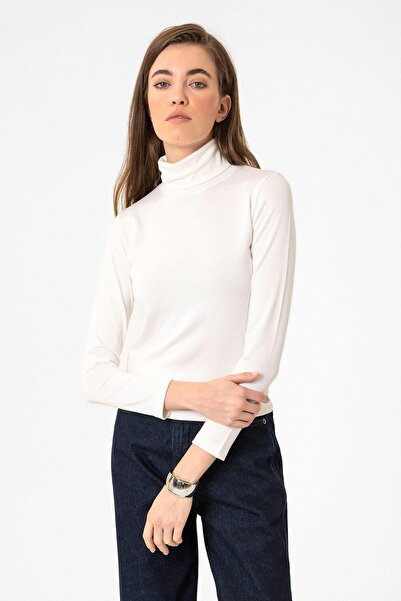 Antioch White Women's High-Top Knitwear Sweater