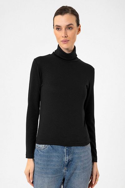 Antioch Black Women's High-Top Knitwear Sweater