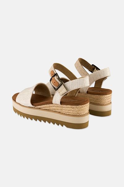 Toms Women Adjustable Buckle Sandals, Beige Combo