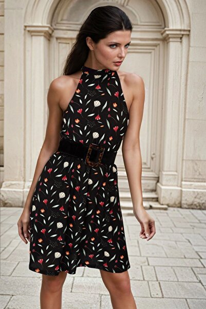 Juuuj Μαύρος γιακάς, Floral στάμπα, γραμμή Α, μίντι φόρεμα