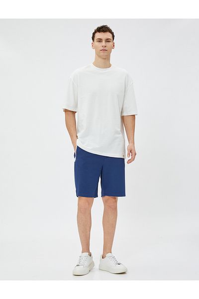 Koton Bermude cu slogan imprimat, talie dantela, buzunar cu fermoar, slim fit