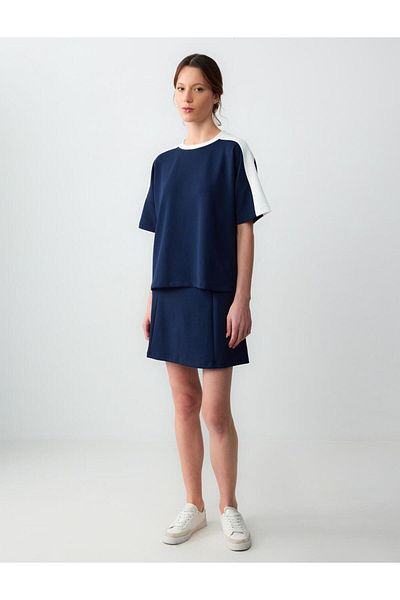 Jimmy Key Navy Blue Relaxed Fit Round Neck Short Sleeve Knitted Sweatshirt