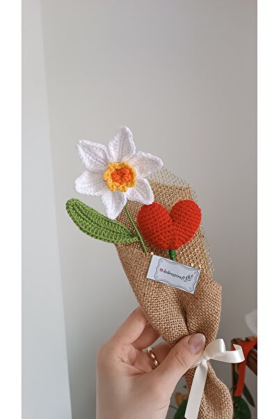 DelinaFrida-BobRossCraft باقة قلب النرجس البري، باقة زهور النرجس البري المحبو...