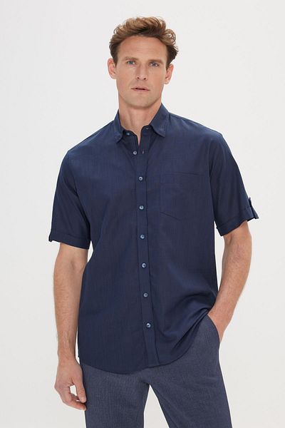 AC&Co / Altınyıldız Classics Marineblaues Comfort Fit Herrenhemd - Bequeme Passform, Leinenstruktur, 100 % Baumwolle, Kurzarm