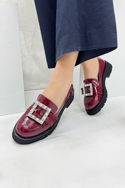 inizio Дамски мокасини от бордо лакирана кожа