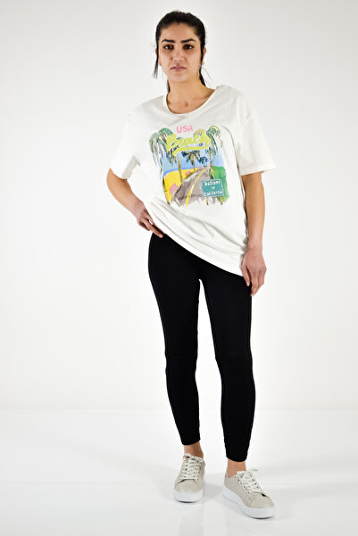 Nisan Okrugli izrez u boji Štampano T-shirt