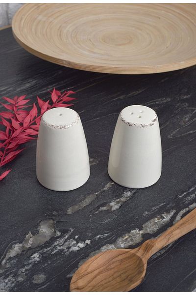 ŞURA MUTFAK 2-Piece Ceramic Salt and Pepper Shakers