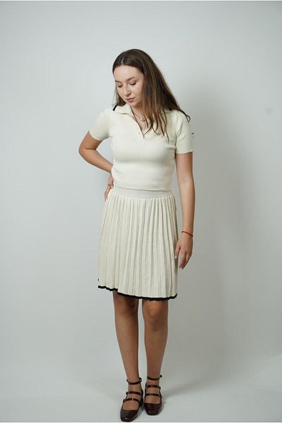 Lefon Polo Collar Cream Skirt Suit