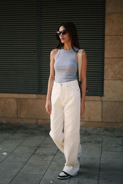 NİLİST Women's Ecru Denim Jeans with Wide Leg Wide Leg Embroidery Detail