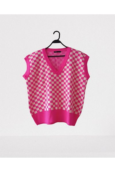 Namaste Vintage Neon Pink V-Neck Check Pattern Jumpers