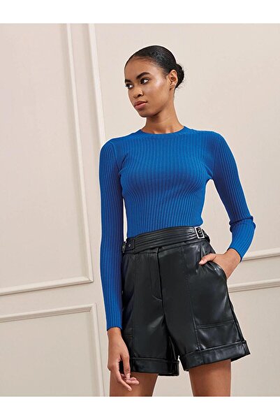 Unique Круглий комір з резинкою