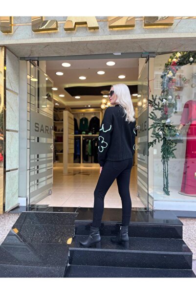 Unique ТРИКО З ВИШИВКОЮ З КВІТКОВИМ МОТИВОМ