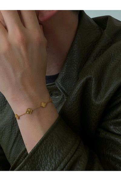 H&B Design Steel Gold Unisex Clover Bracelet