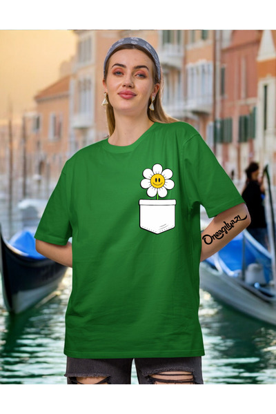 oneagılyazı Papatya Pocket Sa deznom Štampano Žene Oversize kroj T-shirt