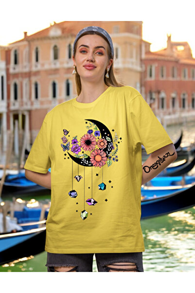 oneagılyazı Ay Baskılı Kadın Oversize T-Shirt