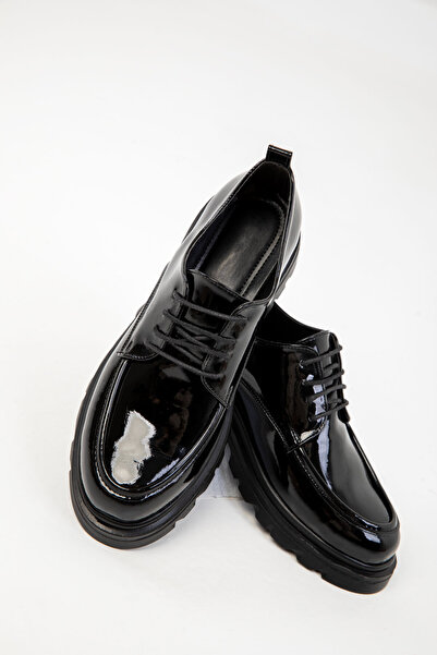 SOHO Черни лачени дамски ежедневни обувки 20205