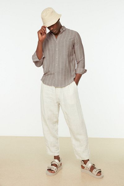 Trendyol Collection Gestreiftes Slim Fit Hemd – Knopfkragen, TMNSS22GO0028