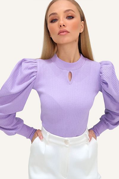 Trend Alaçatı Stili Fliederfarbene Strickbluse – Rundhalsausschnitt, tief ausgeschnitten, Prinzessinnenärmel ALC-X13069