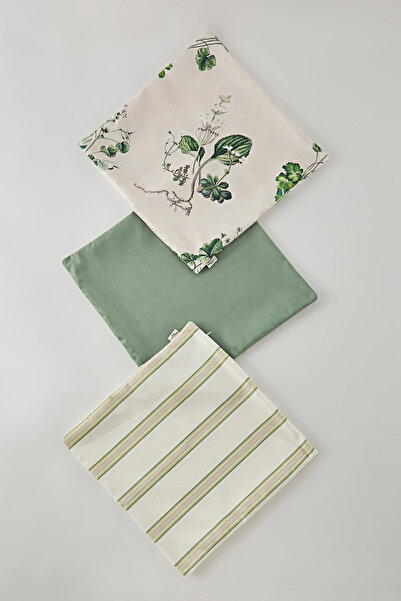 TRENDYOLMİLLA HOME 3ks Potištěný povlak na polštář 45x45cm TPHSS25KKK00001