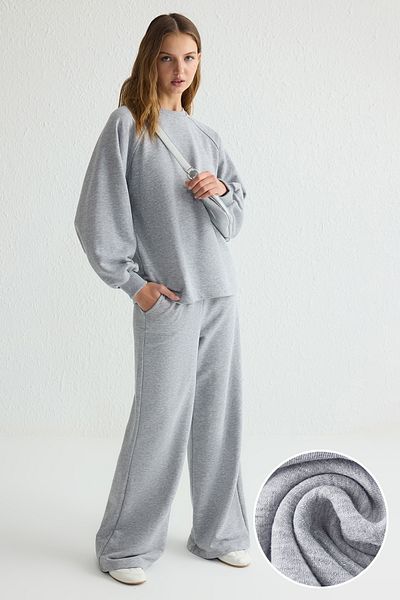 Trendyol Modest Graues Glitzer-Unterteil-Oberteil-Set TCTSS25EN00002