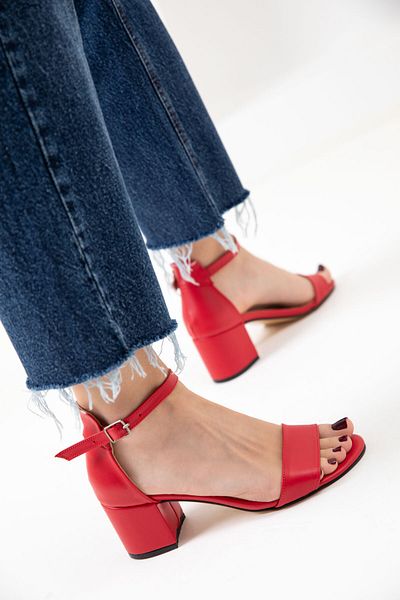 SOHO Rote klassische Damenschuhe mit Absatz 14529