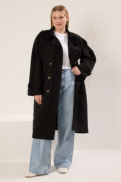 Trendyol Curve Schwarzer langer, übergroßer Trenchcoat TBBSS25BM00002
