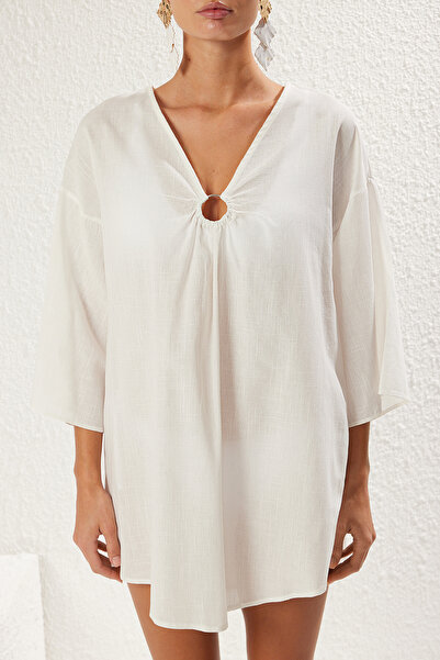 Trendyol Collection Λευκό Μίνι υφαντό φόρεμα παραλίας με αξεσουάρ TBESS25EL00067