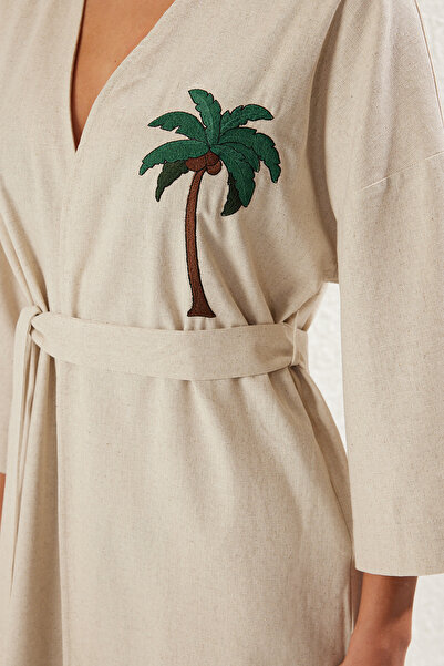 Trendyol Collection Green Belted Maxi Woven Palm Embroidery Linen Blend Kimono&Kaftan Tbess20Km0051