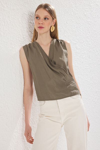 Trendyol Collection Μπλούζα με ντραπέ χακί Modal TWOSS25BZ00246