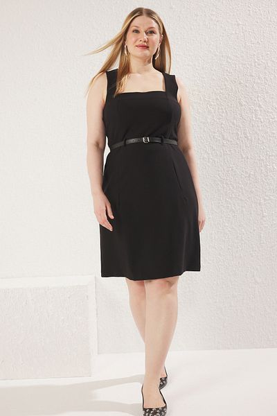 Trendyol Curve Μαύρο Finike Woven Φόρεμα Plus Size