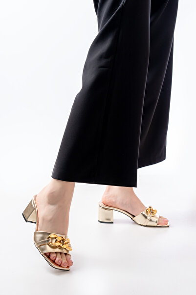 Santamarina Women's Bella Gold Chain Buckle Detailed Slippers