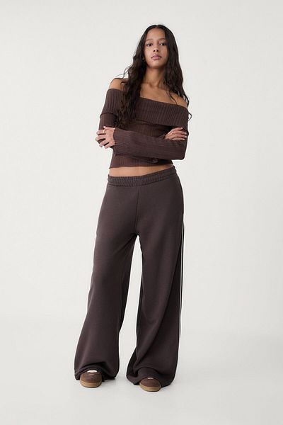 Stradivarius Wide-leg plush trousers with trim detail