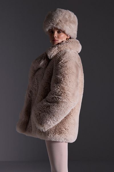 Açelya Okcu Women's Premium Long Feather Rex Faux Fur Coat