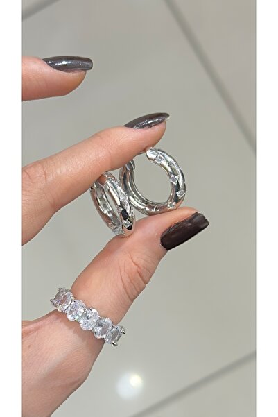 Opia JEWELRY - Gömme Yıldız Detaylı Çelik Halka Küpe