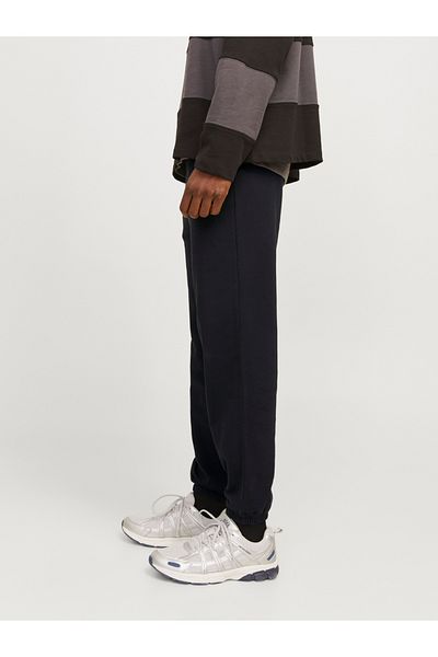 Styli Solid Mid Rise Relaxed Fit Joggers
