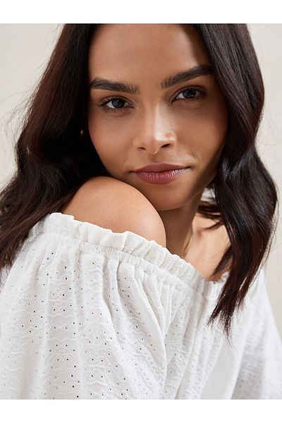 Femmella By Styli Knitted Schiffli Off Shoulder Neck Top