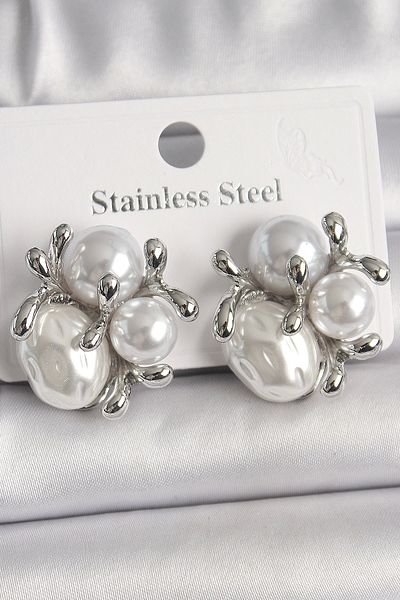 Clariss Brass Silver Color Pearl Bud Model Women's Earrings