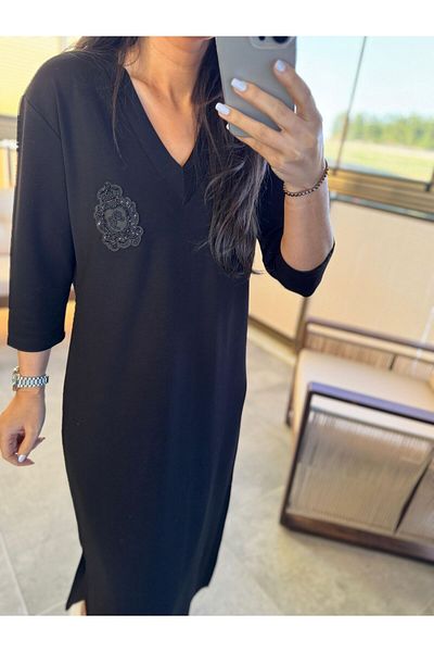 caddstore Rochie neagră Ms Crest cu decolteu în V