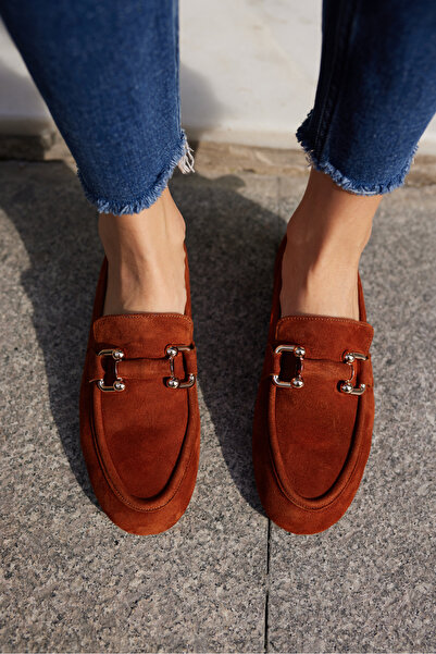 ANGELİNA JONES Дамски мокасини с катарама от естествен велур PICCOLI с цвят канела