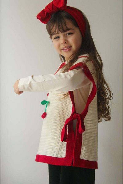 MİNİKO KİDS Girl's Cherry Model with Strick Vest 3-Piece Suit