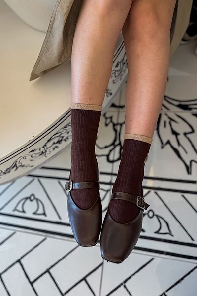 SHOEBELLAS Λεπτομερείς γυναικείες μπαλαρίνες Lupan Bitter Brown Skin Buckle