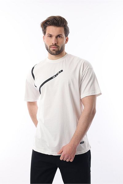 Madmext Ecru Herren-T-Shirt aus Baumwolle mit Rundhalsausschnitt und Streifenmuster E7033